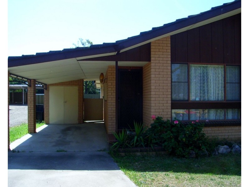 2/13 Burilla Street, Tamworth NSW 2340