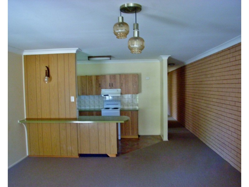 2/13 Burilla Street, Tamworth NSW 2340