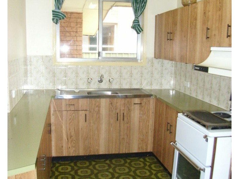 2/13 Burilla Street, Tamworth NSW 2340