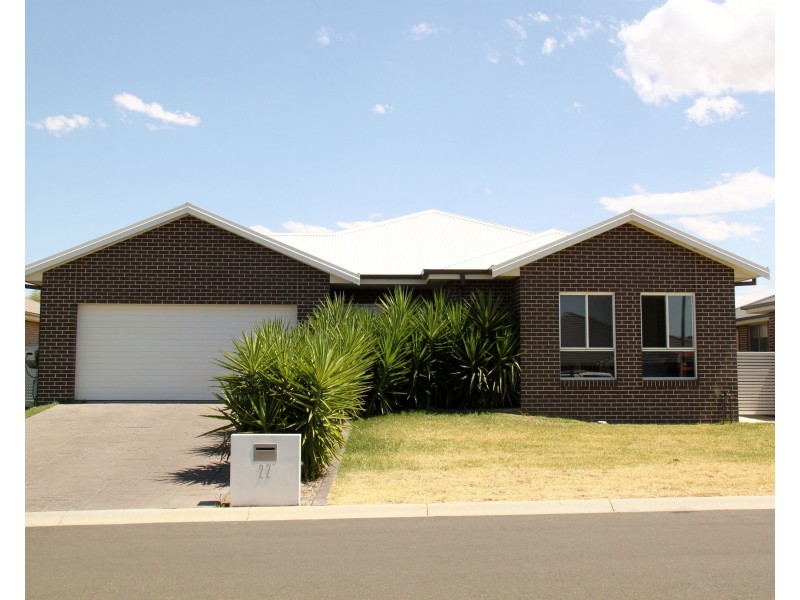 22 Semillon Drive, Tamworth NSW 2340