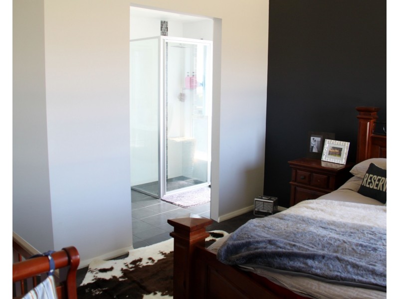 22 Semillon Drive, Tamworth NSW 2340