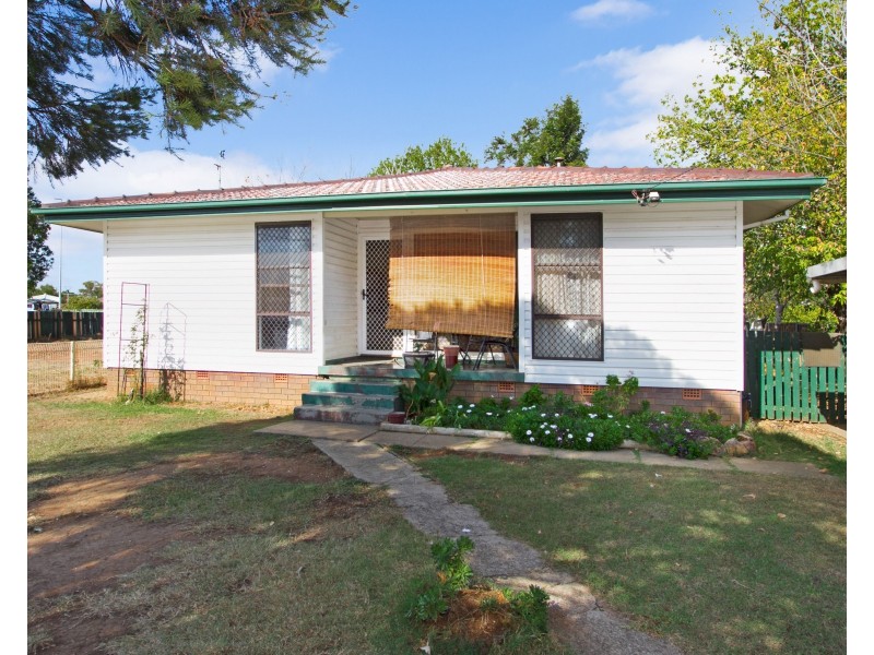 48 Cossa Street, Tamworth NSW 2340