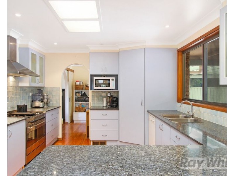 4 Chapman Close, Tamworth NSW 2340