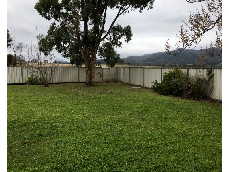 53 Carole Drive, Kootingal NSW 2352