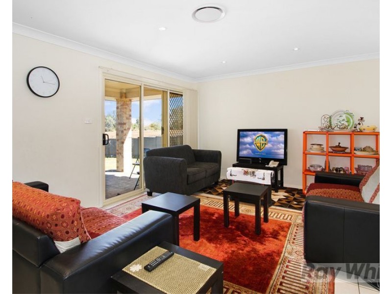 21 Regal Park Drive, Tamworth NSW 2340