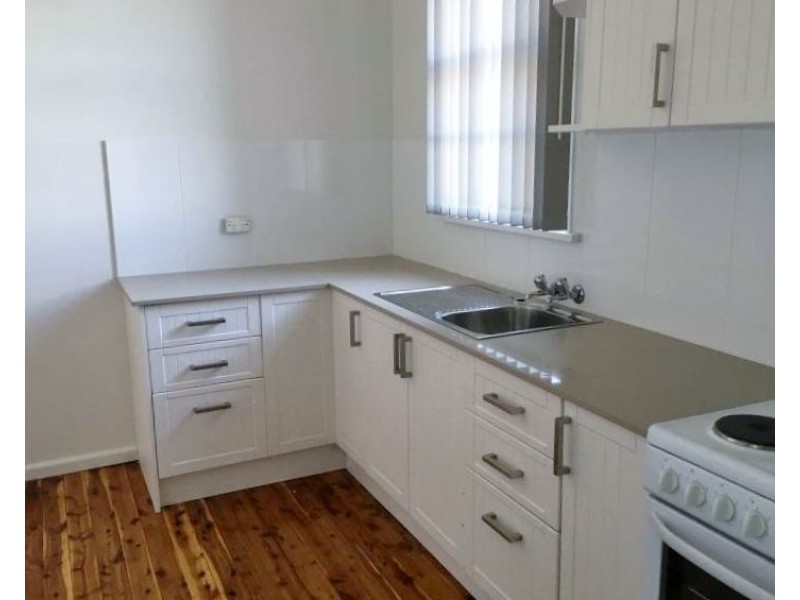 17 Peel Street, Tamworth NSW 2340