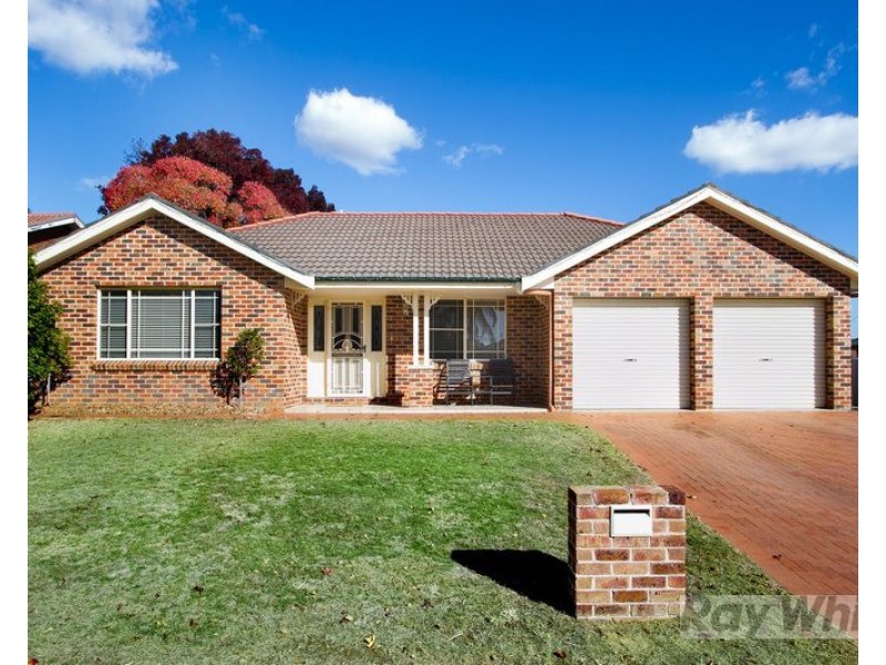 6 Noonga Crescent, Tamworth NSW 2340