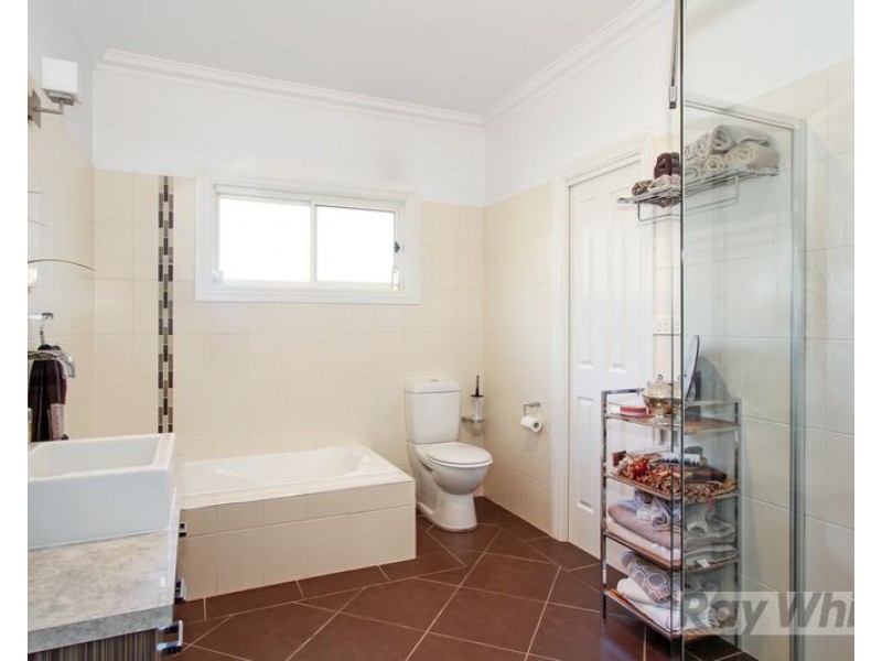 9 Terole Avenue, Tamworth NSW 2340