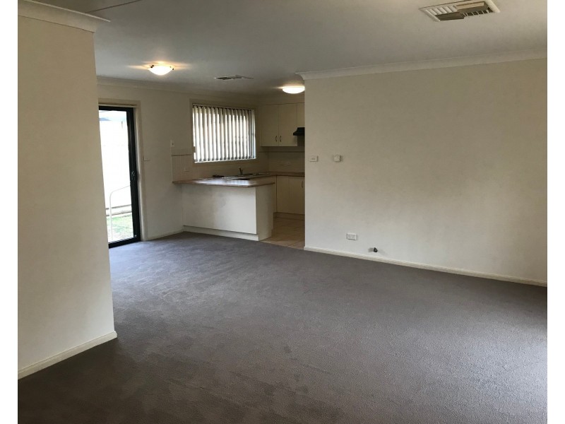 23 Illoura Street, South Tamworth NSW 2340