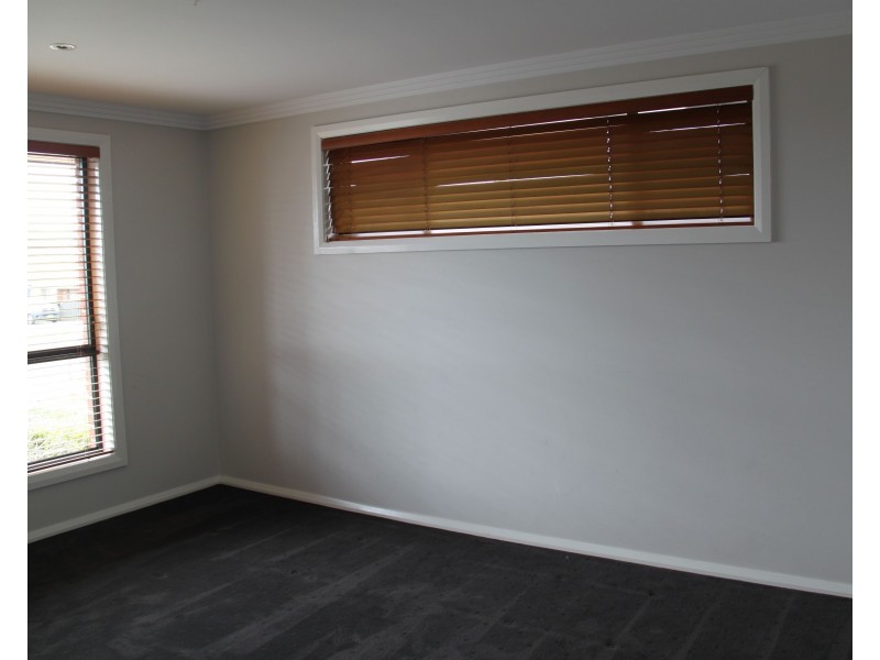 11 Verdelho Drive, Tamworth NSW 2340