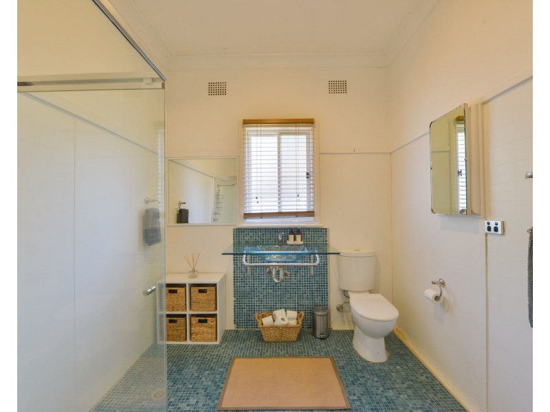 155 Upper Street, Tamworth NSW 2340