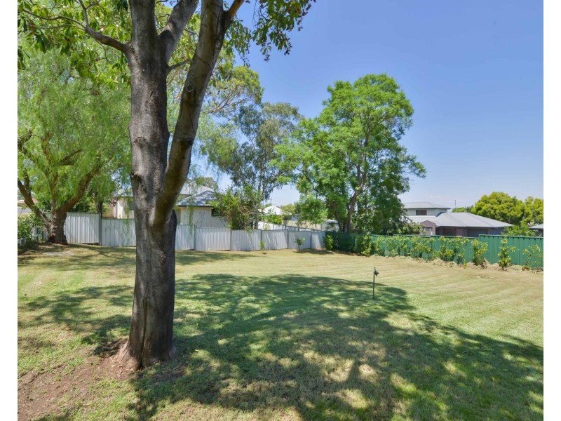 155 Upper Street, Tamworth NSW 2340
