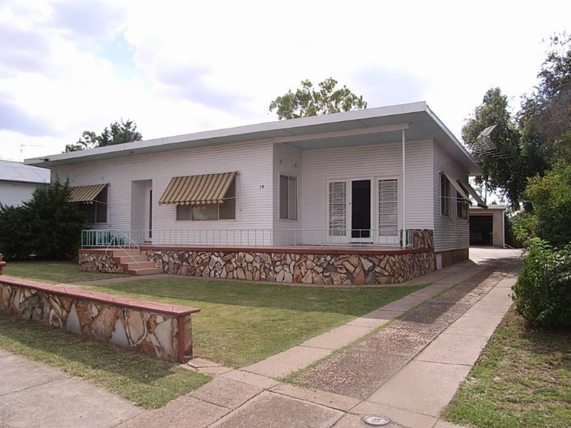 14 Hillvue Road, Tamworth NSW 2340