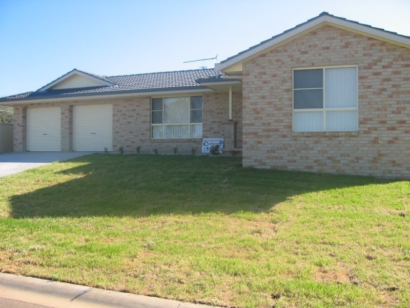 27 Fishermans Place, Tamworth NSW 2340