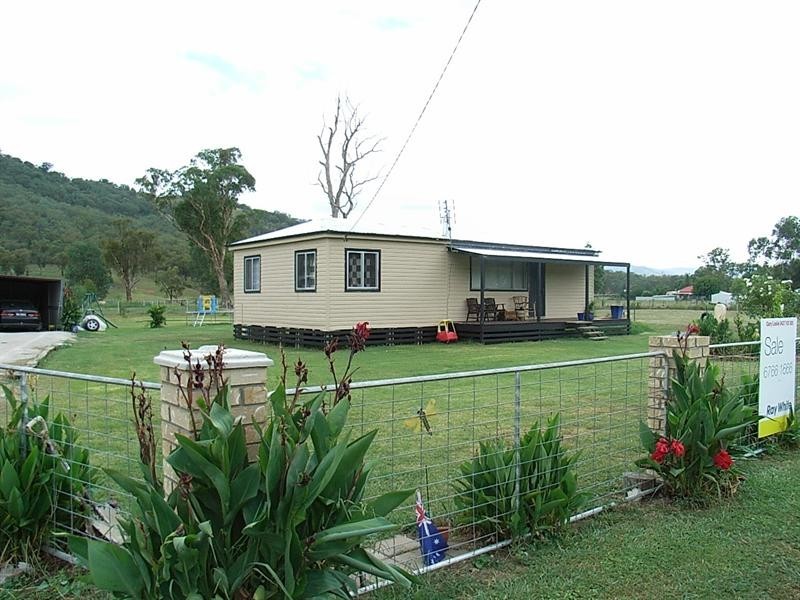 18 – 20 20 Nundle Road, Woolomin NSW 2340