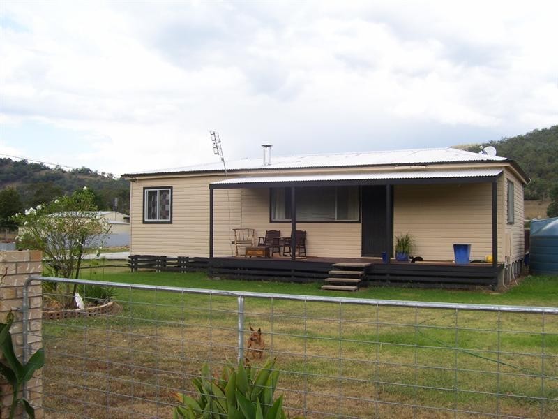 18 – 20 20 Nundle Road, Woolomin NSW 2340