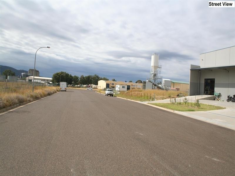 7 11 East West Place, Tamworth NSW 2340