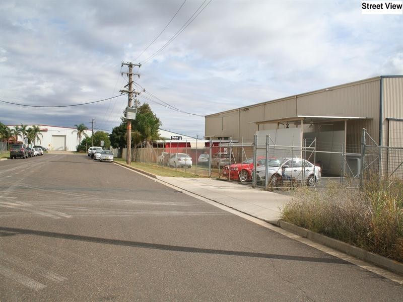 7 11 East West Place, Tamworth NSW 2340