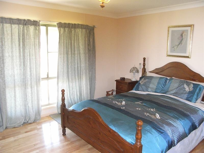 12 Duncan Street, Woolomin NSW 2340