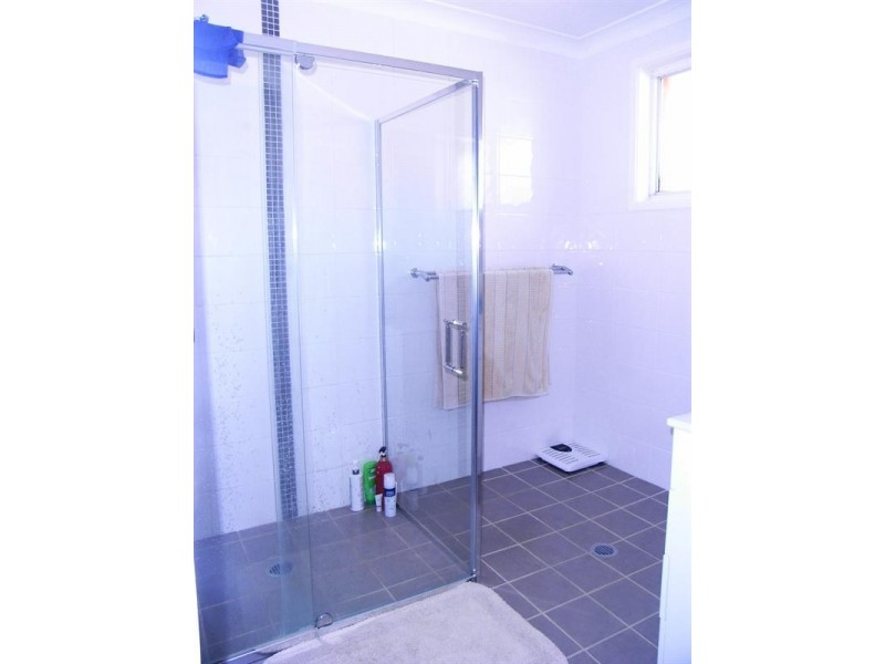 9 Mullumbimby Close, Tamworth NSW 2340