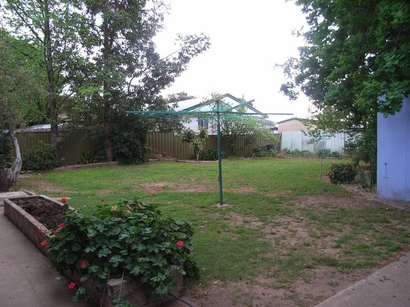 26 Kyooma Street, Tamworth NSW 2340