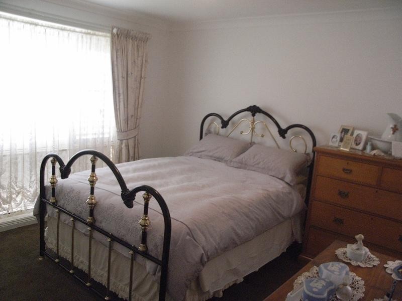 18 Ventnor Drive, Tamworth NSW 2340