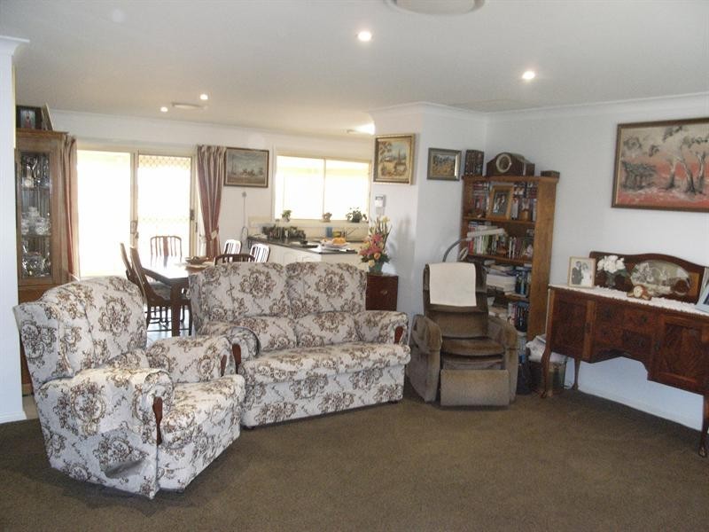 18 Ventnor Drive, Tamworth NSW 2340