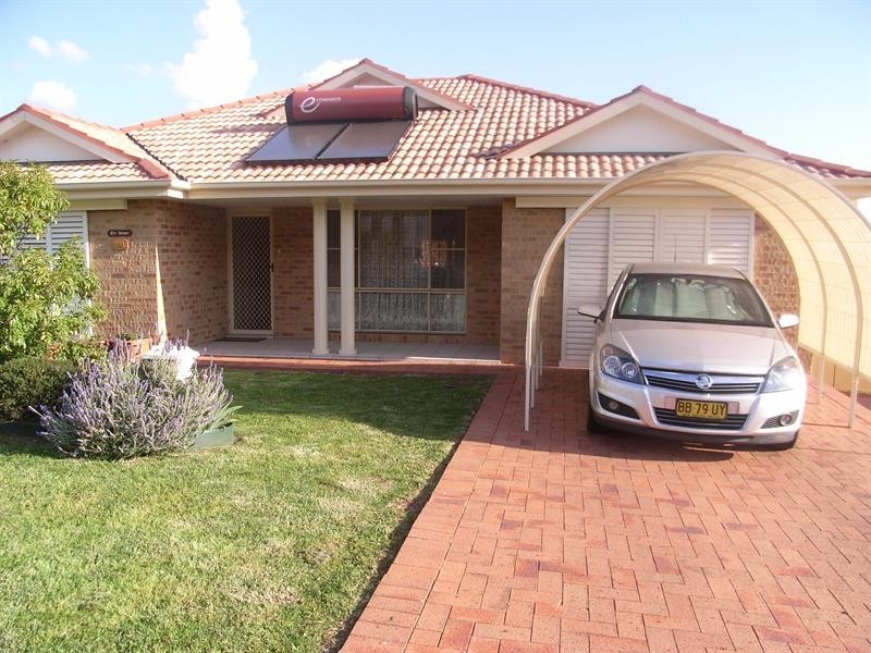 18 Ventnor Drive, Tamworth NSW 2340