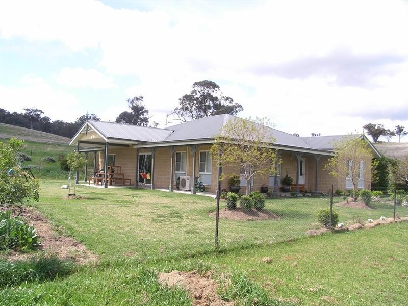 8 Kamilaroi Highway, Quirindi NSW 2343