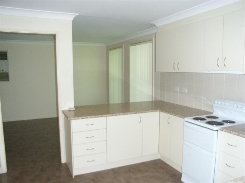 1 Waree Drive, Tamworth NSW 2340