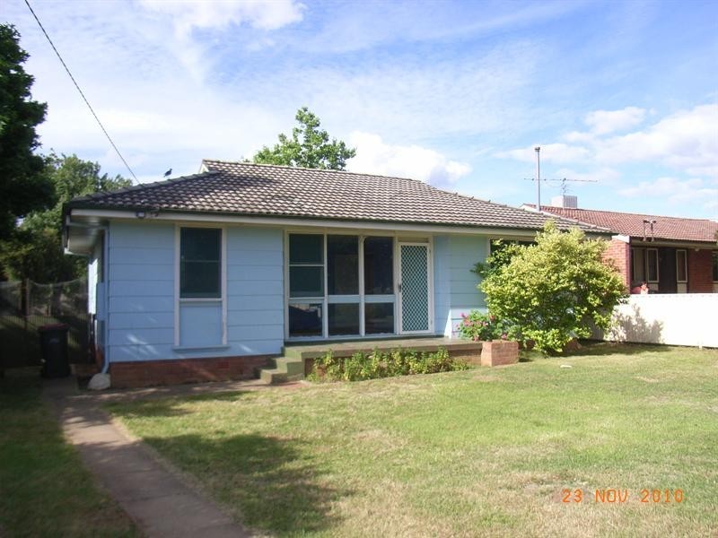 25 Cossa Street, Tamworth NSW 2340