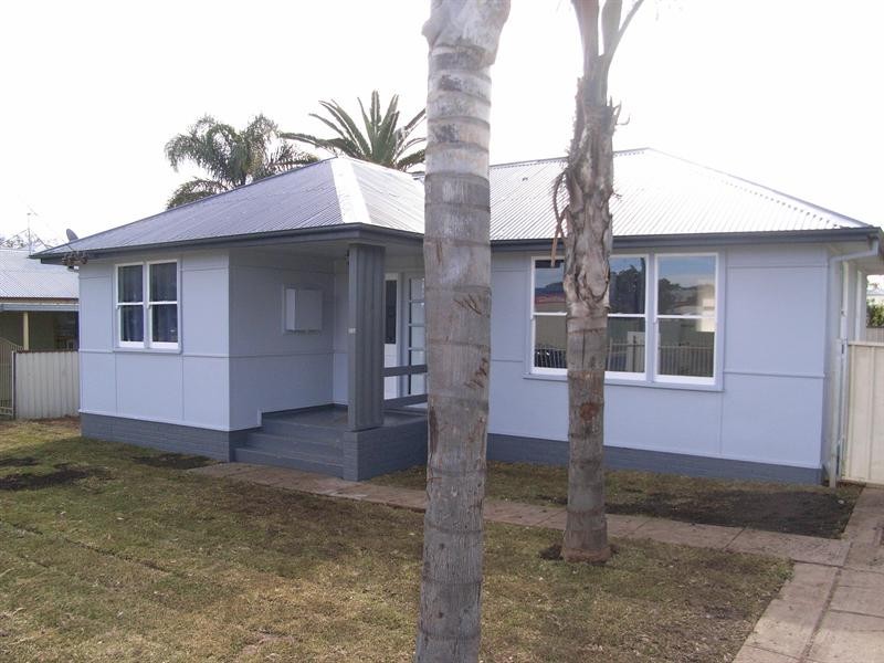 168 Robert Street, Tamworth NSW 2340