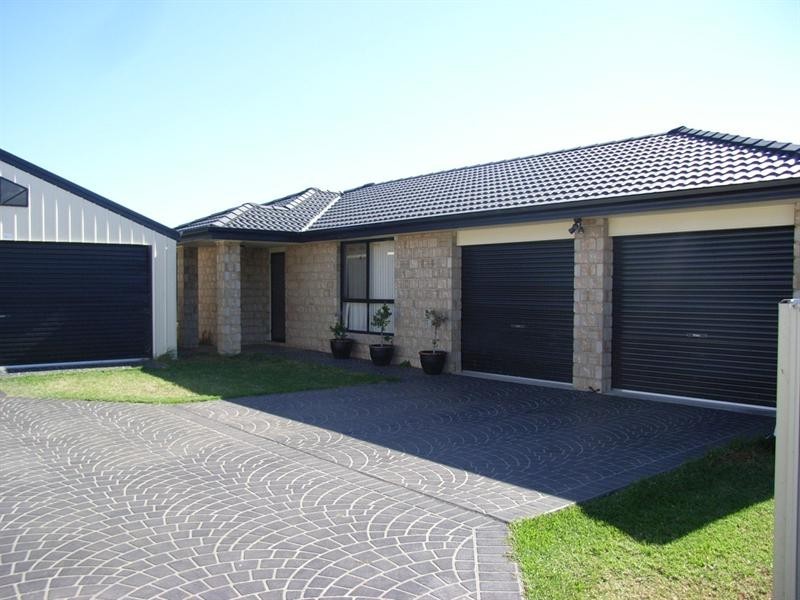 29 Warburton Drive, Tamworth NSW 2340