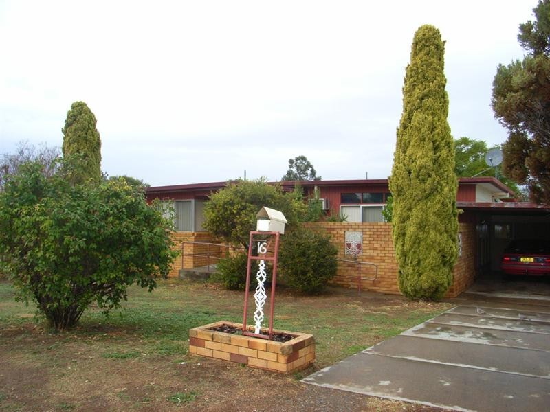 Anne Street Anne Sreet, Tamworth NSW 2340