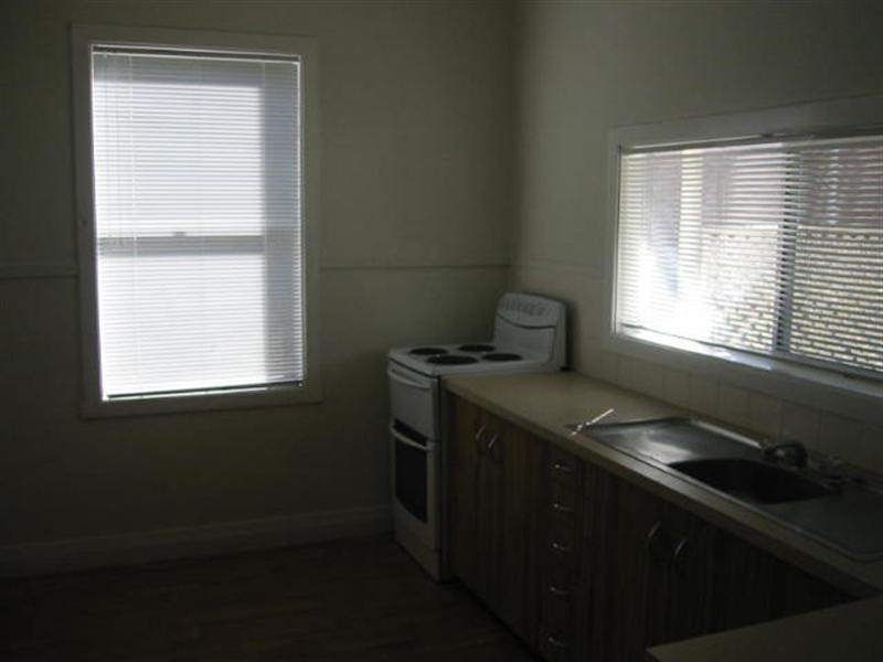 2 Mahoney Avenue, Tamworth NSW 2340