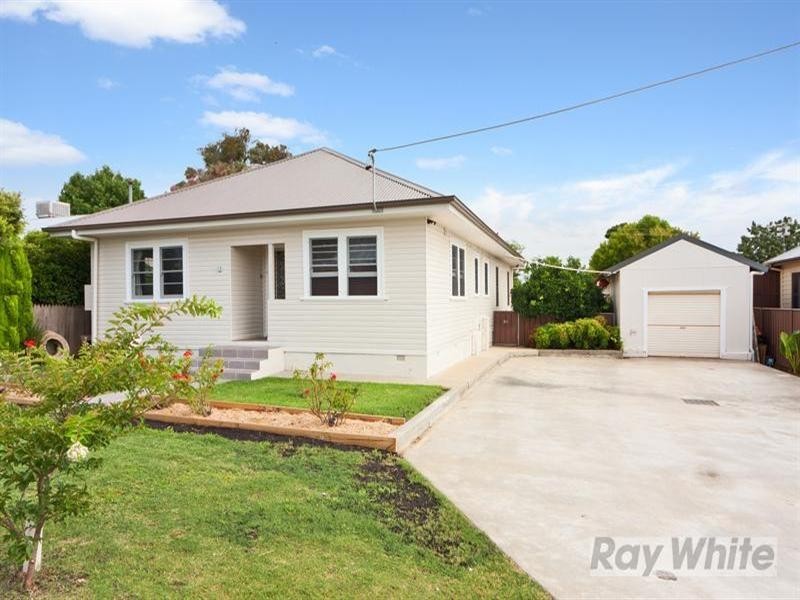 10 Cobley Avenue, Tamworth NSW 2340