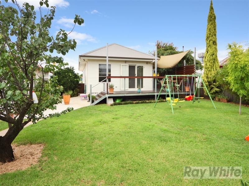 10 Cobley Avenue, Tamworth NSW 2340