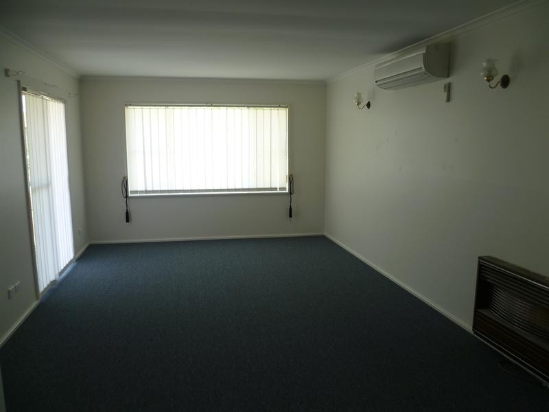 26 Kyooma Street, Tamworth NSW 2340