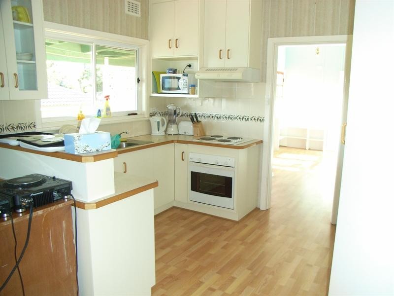 12 Paul Street, Tamworth NSW 2340