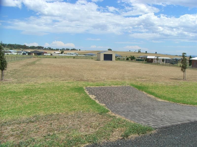 36 Sequoia Drive, Tamworth NSW 2340