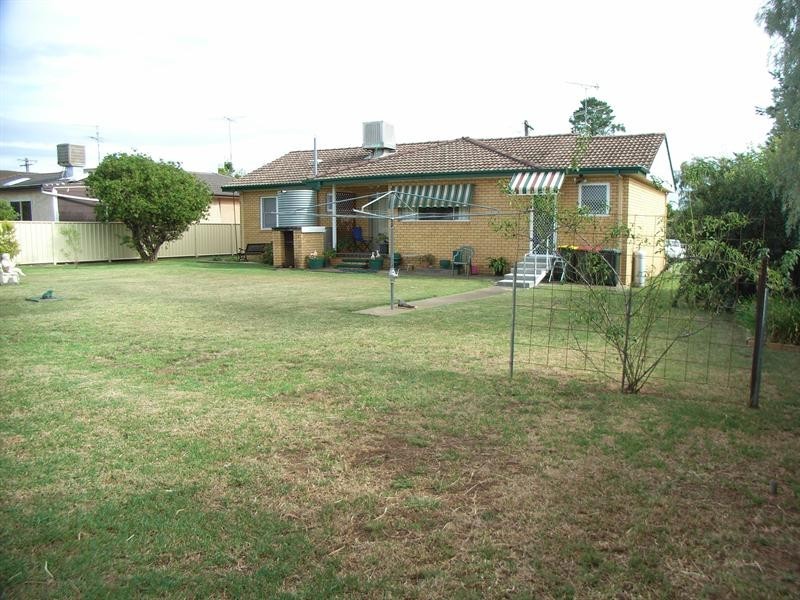 18 Bilkurra Street, Tamworth NSW 2340