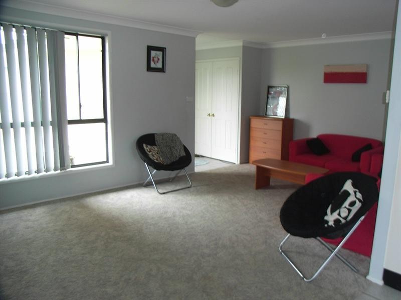 37 Warburton Drive, Tamworth NSW 2340