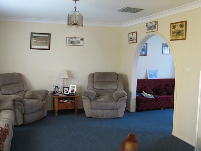 10 Camira Crescent, Tamworth NSW 2340