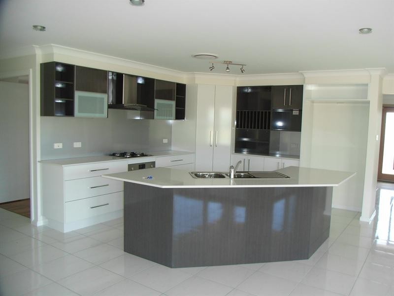 20 Sequoia Drive, Tamworth NSW 2340