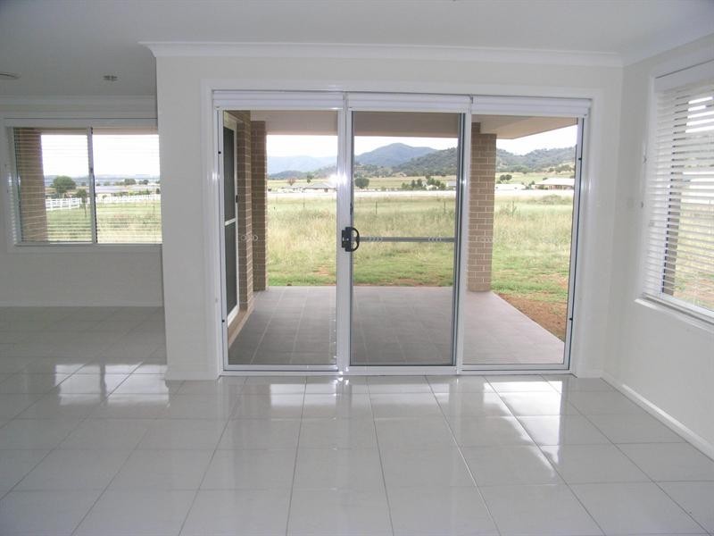 20 Sequoia Drive, Tamworth NSW 2340