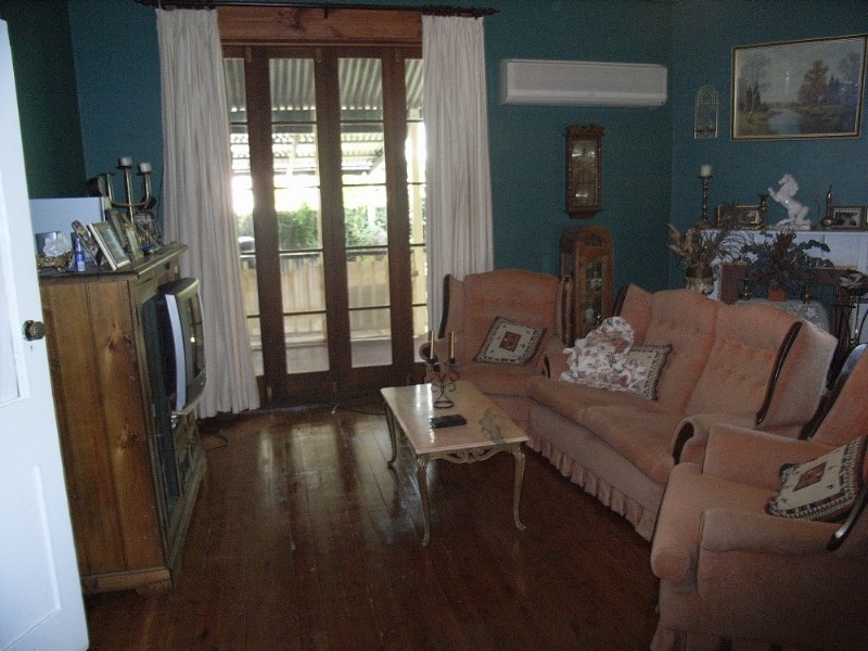 8 Hill Street, Manilla NSW 2346