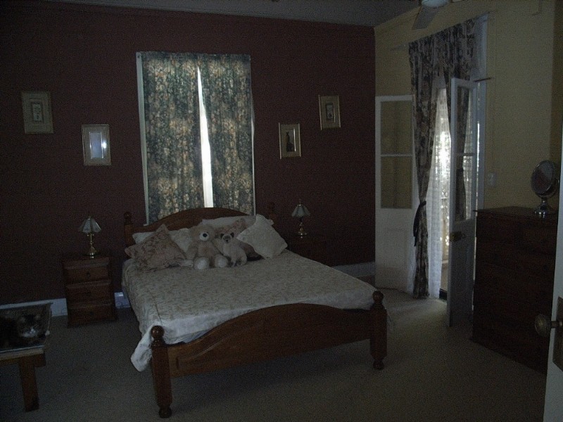 8 Hill Street, Manilla NSW 2346