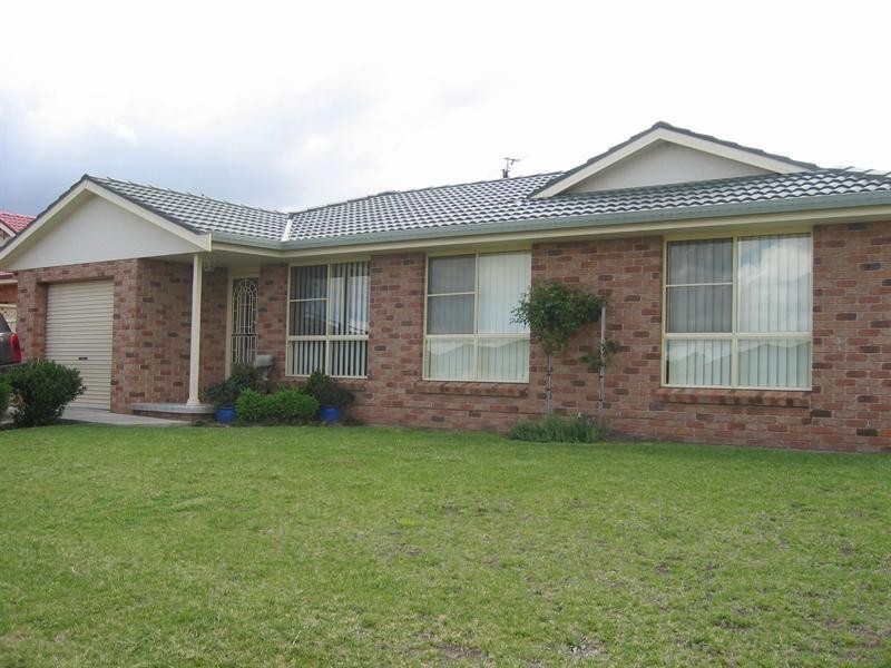 18 The Retreat, Tamworth NSW 2340