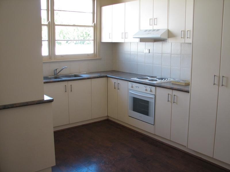 2 David Street, Tamworth NSW 2340