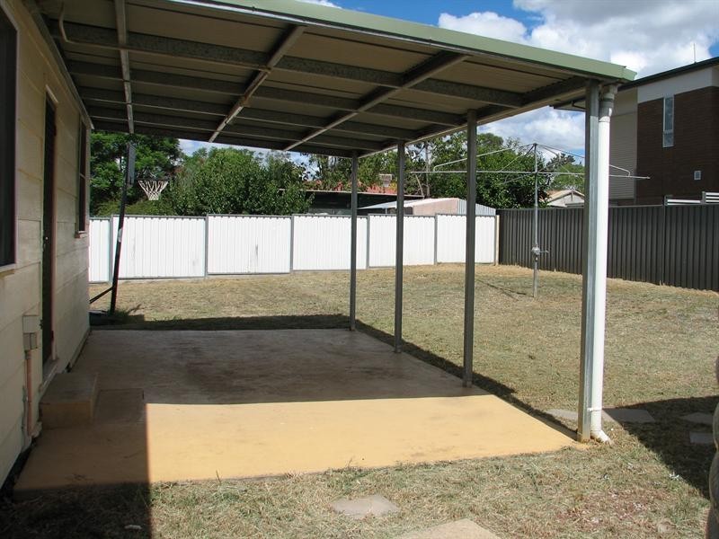 2 David Street, Tamworth NSW 2340